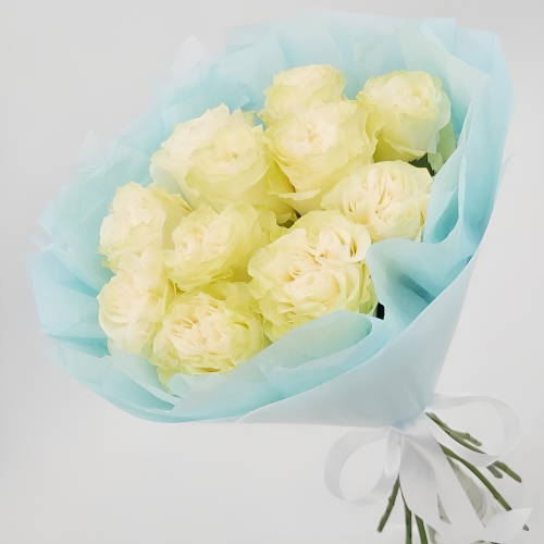 Букет «Кружевное облачко» – 11 белоснежных роз в нежной упаковке Златоуст Челябинская область